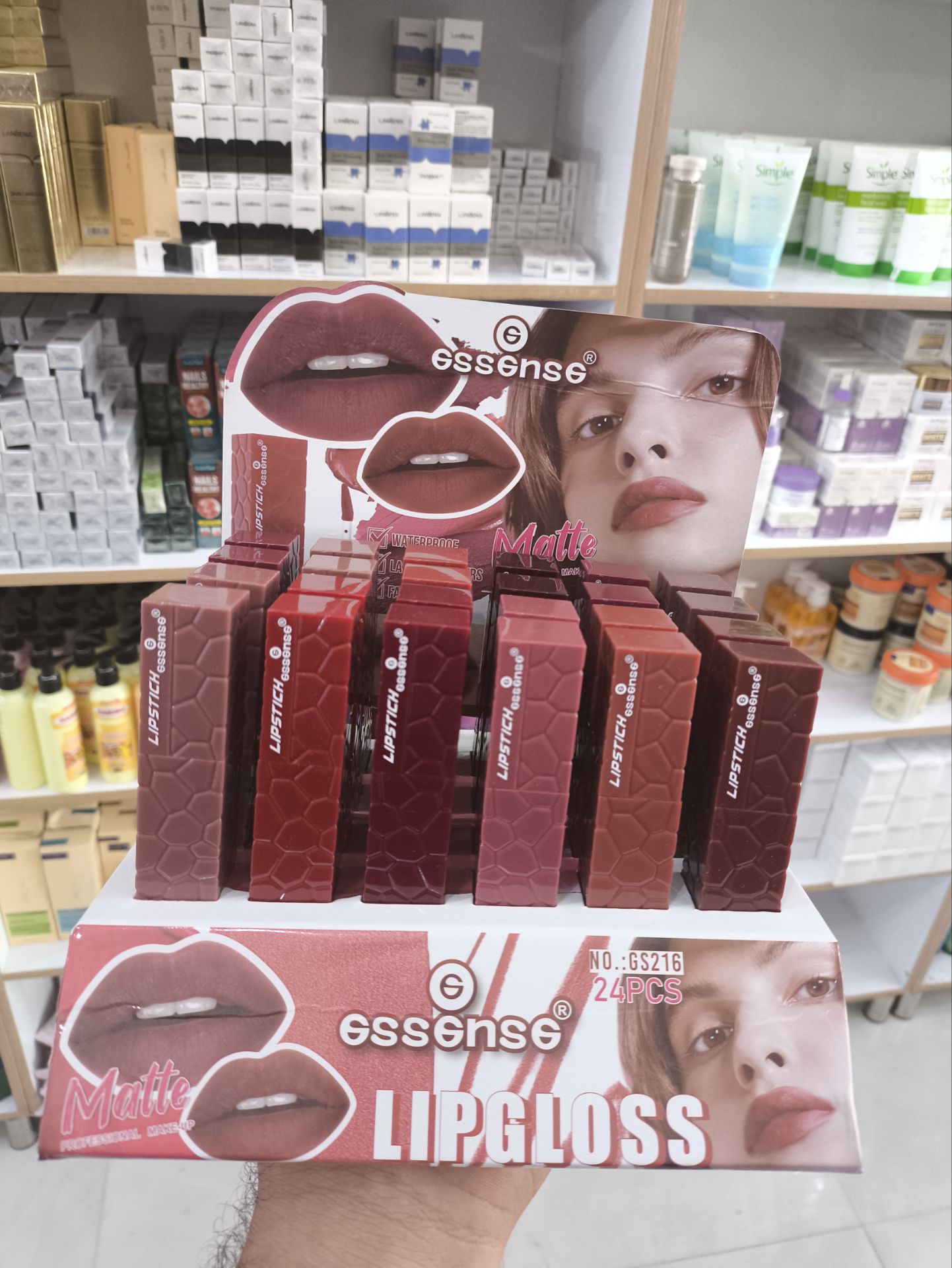 رژ مایع اسنس  ۲۱۶ شماره